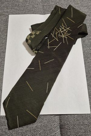 Lanvin, Cravate vintage en soie, motif géométrique