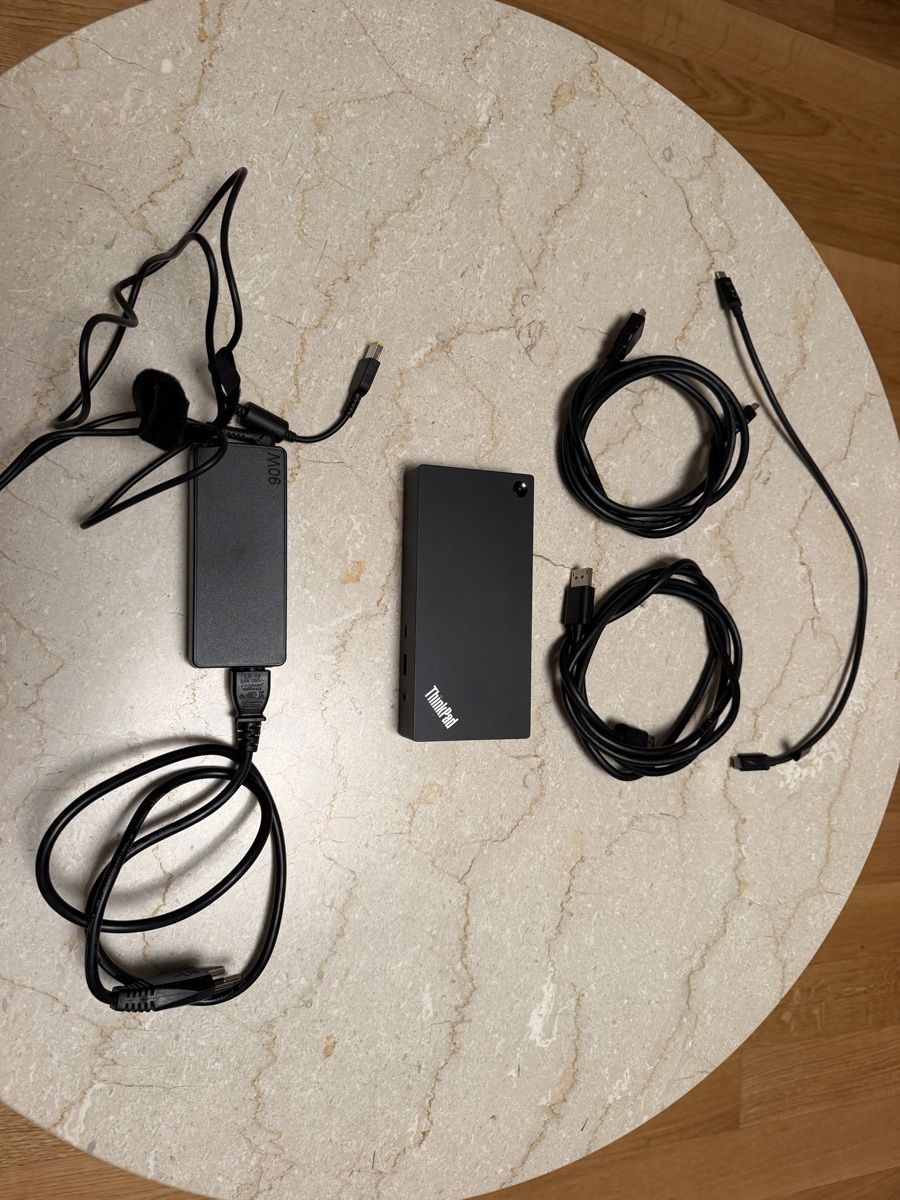 Lenovo Docking station: Lenovo Dockingstation ThinkPad – Usato da Reinach BL venduto da Gregor1414 7