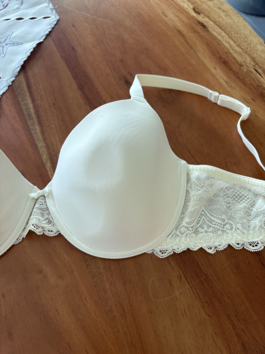 Beldona Autres dessous: Beldona BH , Cremeweiss  – Neuf (Voir description) à Obbürgen par bugi6868 7