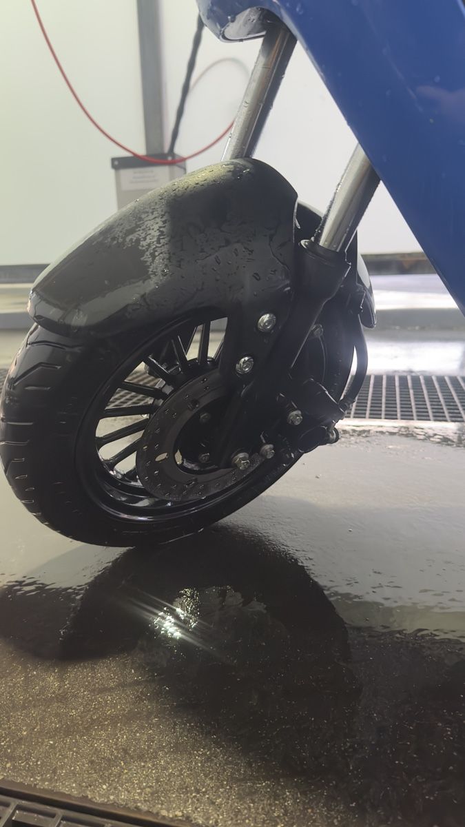 Scooter: 25 km/h e-Roller Super günstig/zustand – Usato da Urtenen-Schönbühl venduto da Bettinabra 3