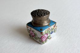 Tintenfläschchen, Keramik mit Metalldeckel, floral verziert