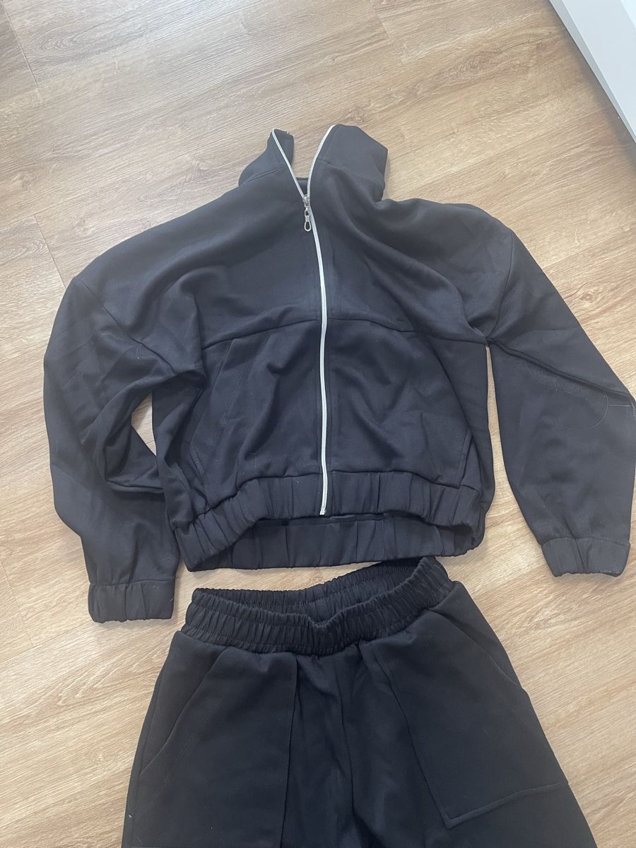 Completi & Tailleur: Schwarzer Trainingsanzug, Zweiteiler, Gr XL – Nuovo (secondo la descrizione) da Bassersdorf venduto da Sandy456 6