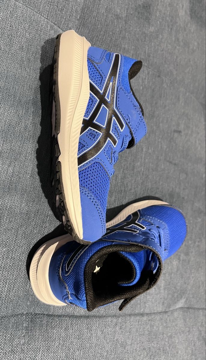 Asics Schuhe für Jungen: NEU Turnschuh Grösse 27 – Neu (gemäss Beschreibung) aus Altikon von shiva123shiva