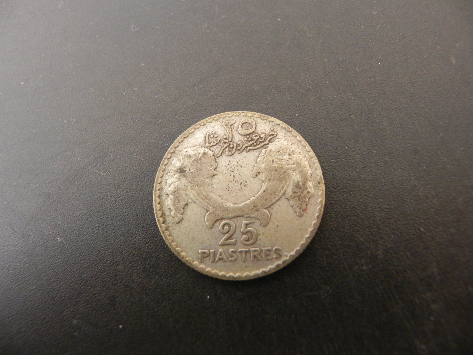 Tutti le monete: Libanon 25 Piastres 1933 Silber 5 g – Usato da Biel/Bienne venduto da Gogolozi 1
