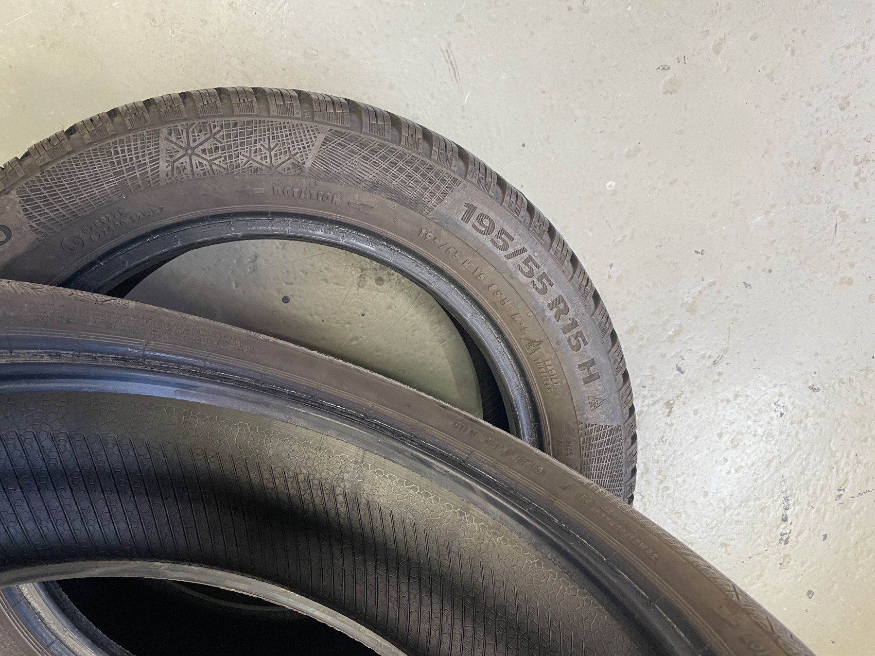 Continental Pneumatici & Ruote complete: 2x Winterpneus 195/55 R15 – Usato da Urtenen-Schönbühl venduto da inf_yc7h 1