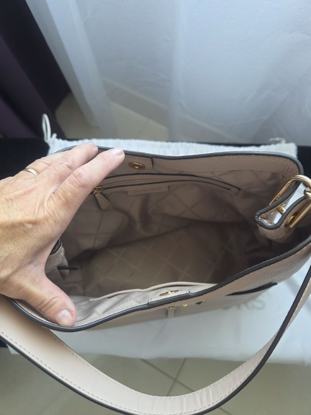 Michael Kors Borse da donna: Sac Michael Kors , rose  – Nuovo (secondo la descrizione) da Formangueires venduto da fab_q6h8 4