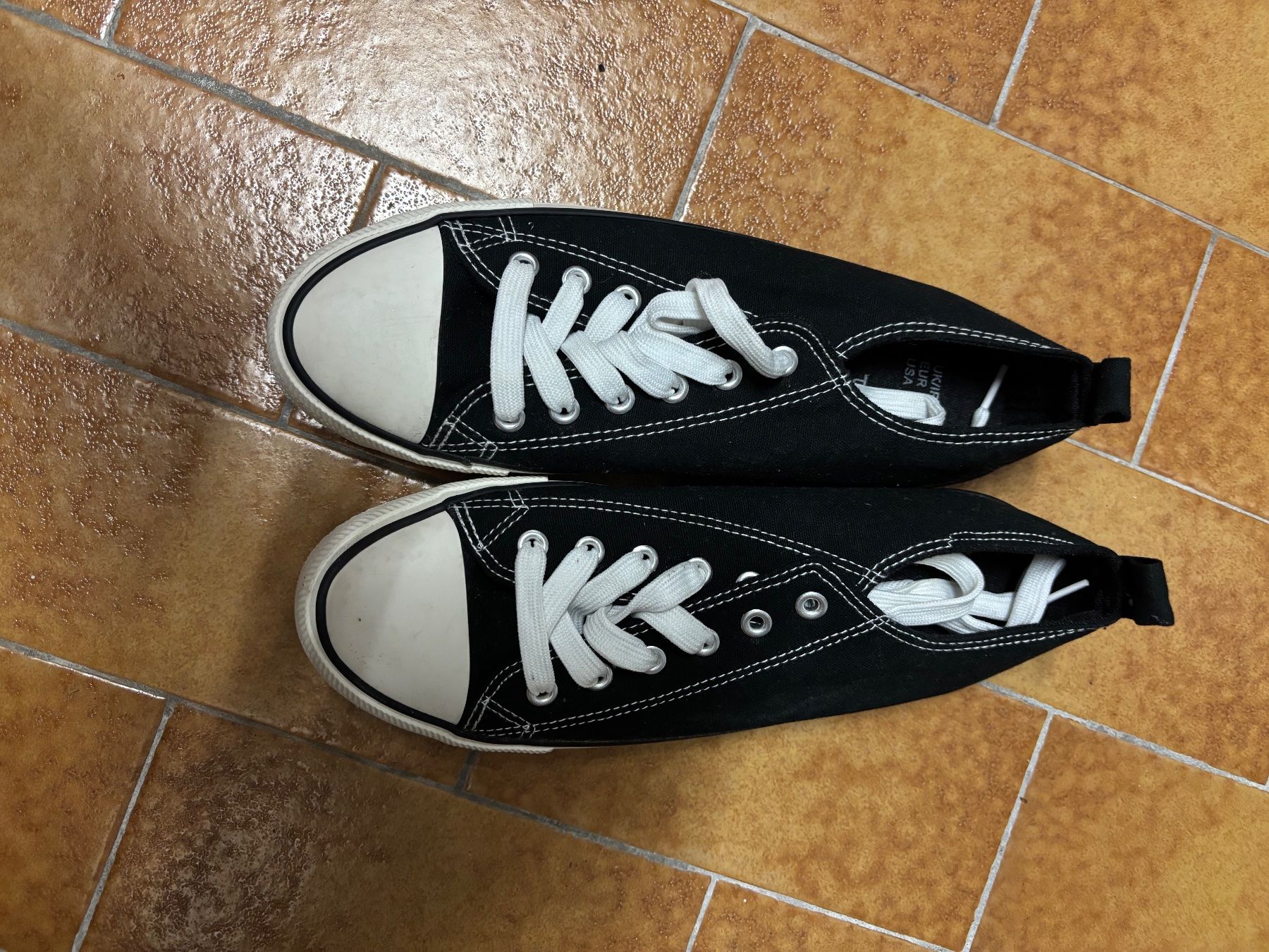 Chaussures hommes: Schuhe – D'occasion à ZOLLIKON par FamilleArleti