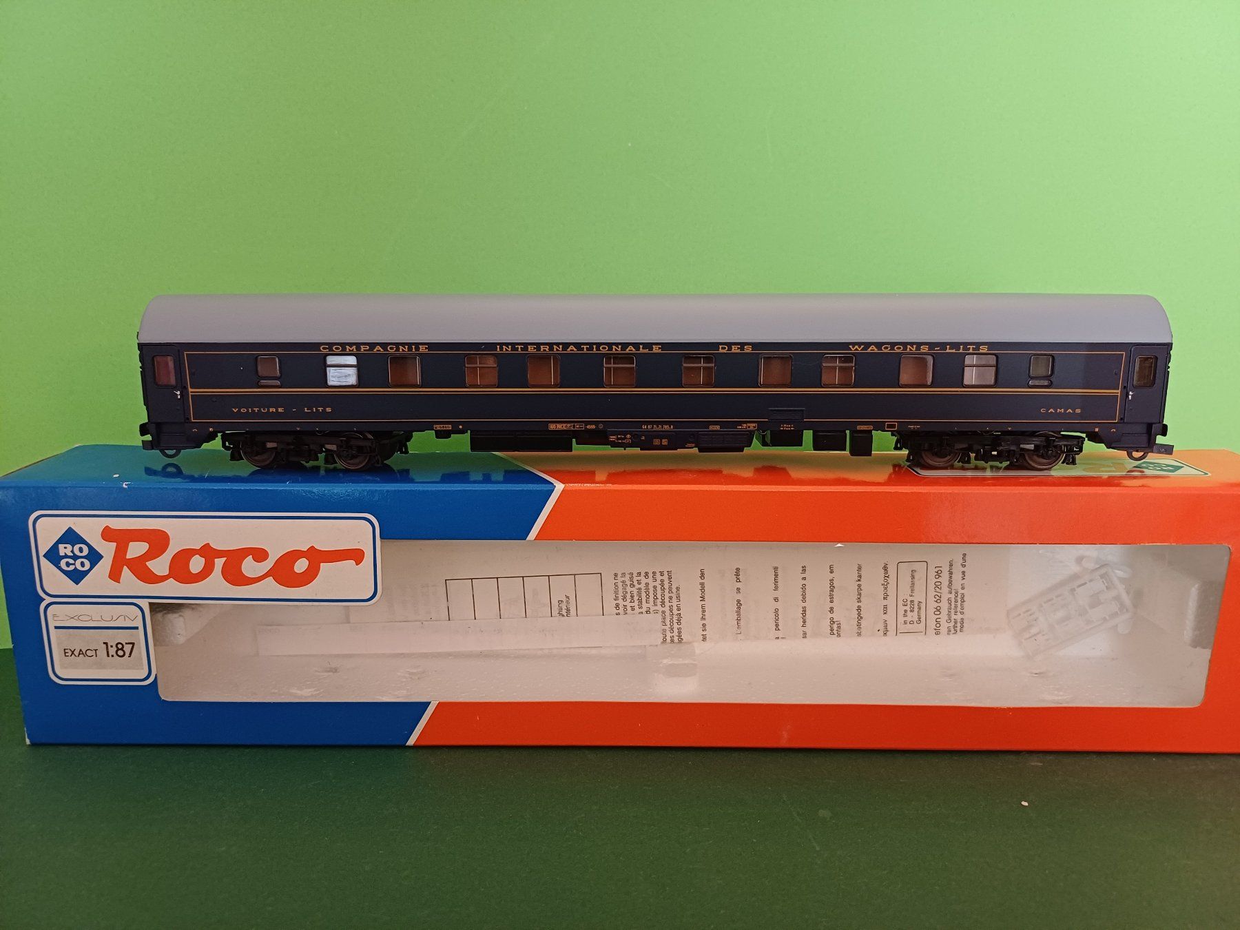 Roco Modellini di ferrovie: Roco Schlafwagen Typ U-Hansa der CIWL – Usato da Bassersdorf venduto da darki77