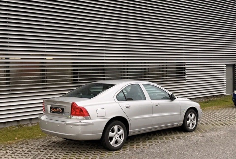 Volvo Automobili: Volvo s60 bi-Fuel – Usato da Watt venduto da m_y_8xvj 8
