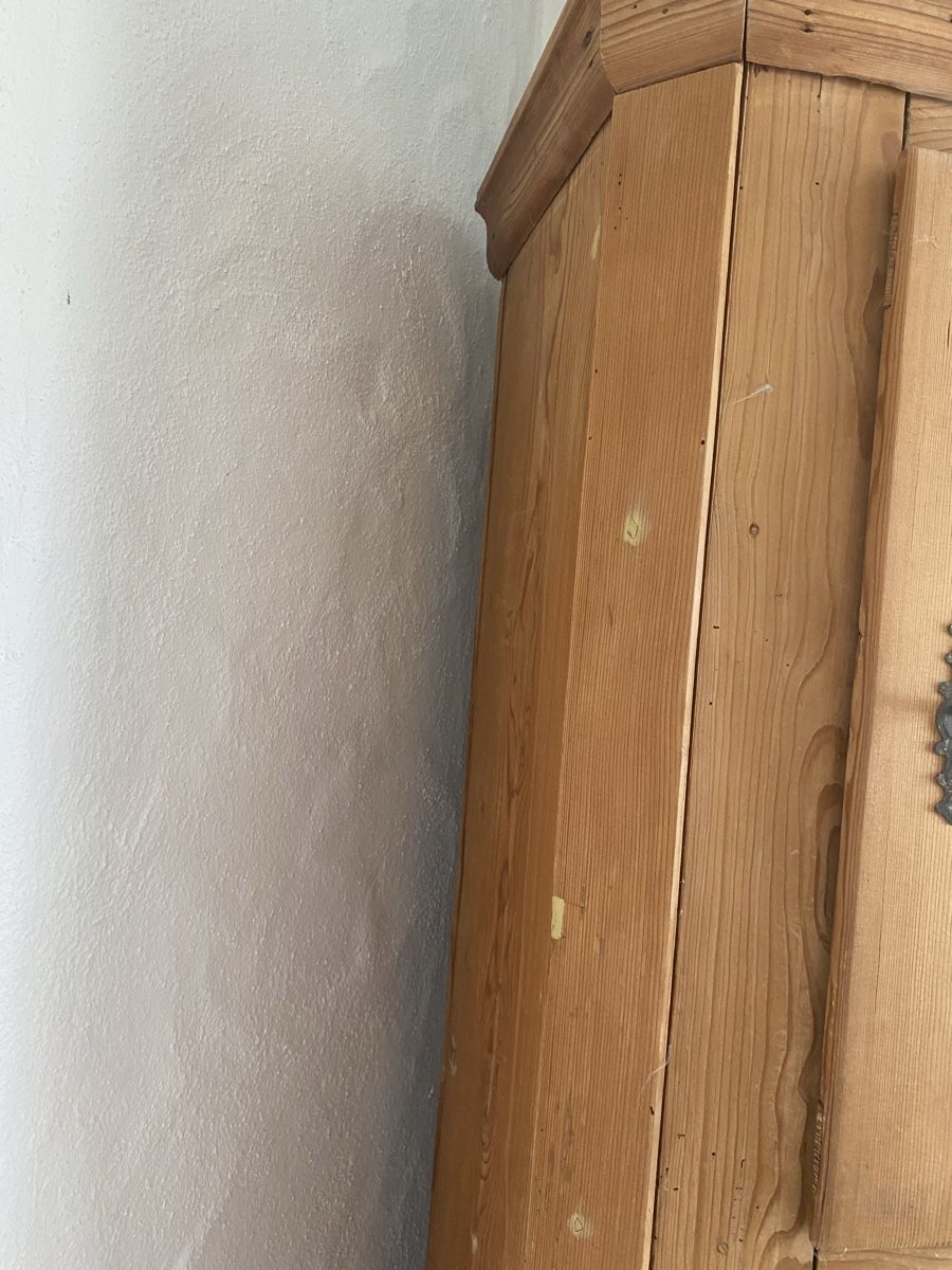Armadi: Uralter Tannenholz Schrank – Usato da Brüttisellen venduto da Guzzi010 3