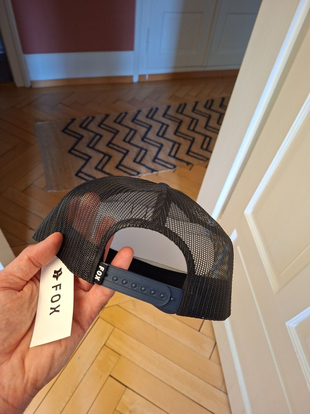 Autres vêtements & accessoires: FOX Snapback Cap, neu! – D'occasion à luzern par you_wont_regret_it 2