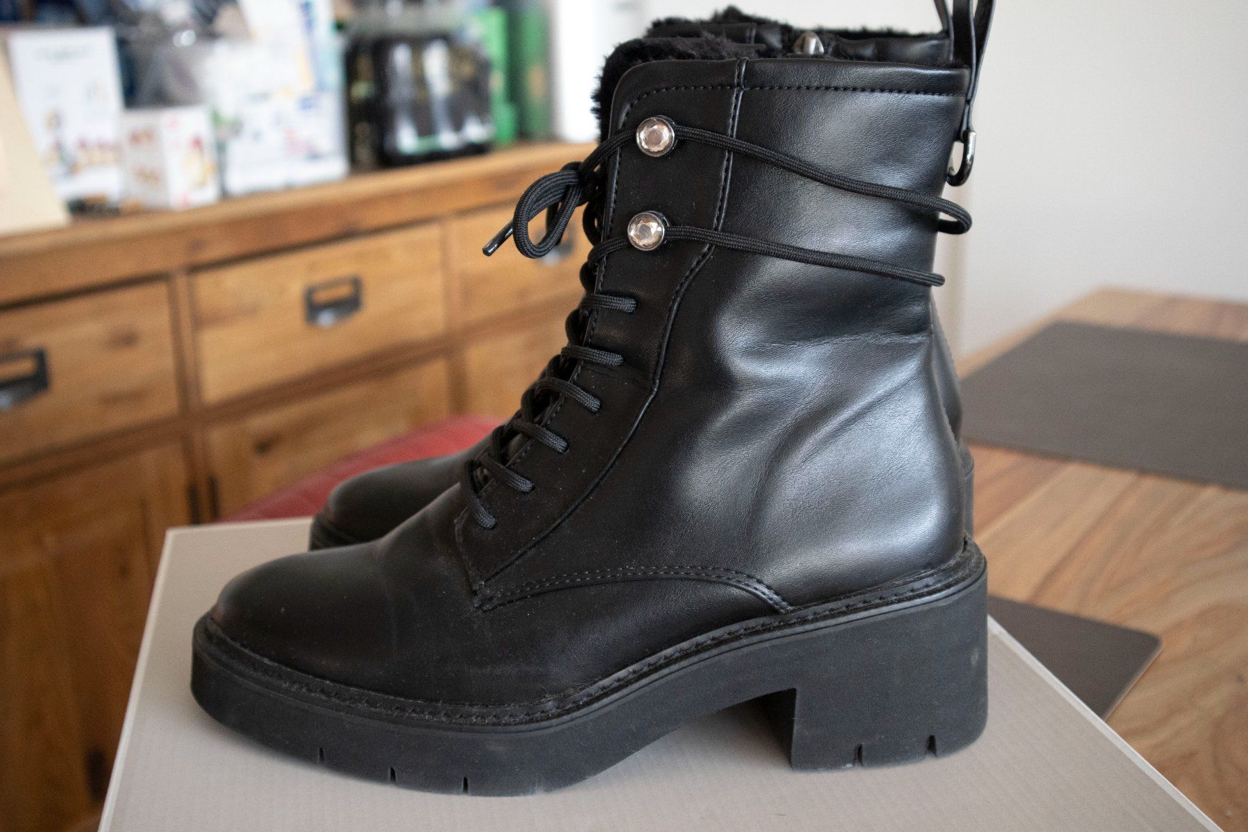 Tamaris Scarpe da donna: Tamaris Lace-up ankle boots – Nuovo e nell'imballaggio originale da Affoltern am Albis venduto da Katarinushka