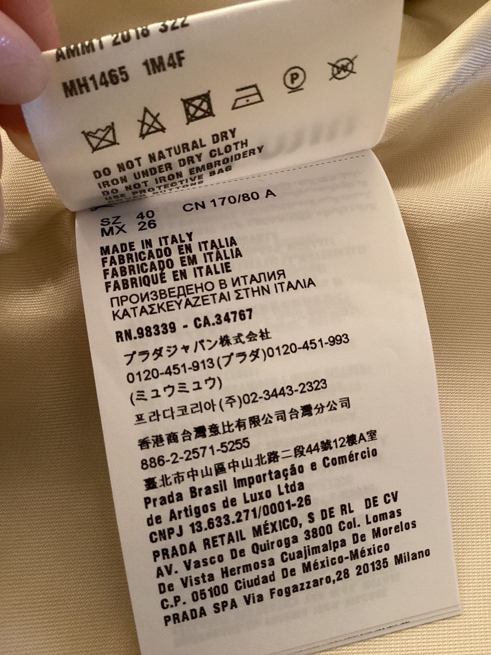 Miu Miu Giacche: Miu Miu Doll Blazer IT40-EU36 – Nuovo e nell'imballaggio originale da Pfäffikon ZH venduto da JingTunic 5