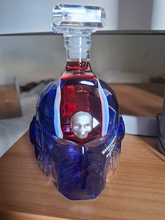 Autres vaisselles & verres: Warhammer 40k Whiskey Bottle – Neuf (Voir description) à Arosa par Arosa2086 1