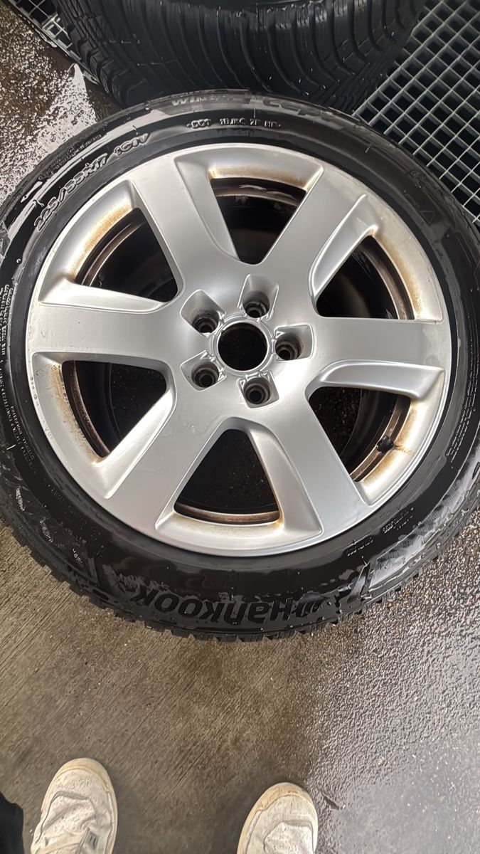 Pneumatici & Ruote complete: Audi A6 4G Facelift  Original Winterräder – Usato da Rotkreuz venduto da 74max 1