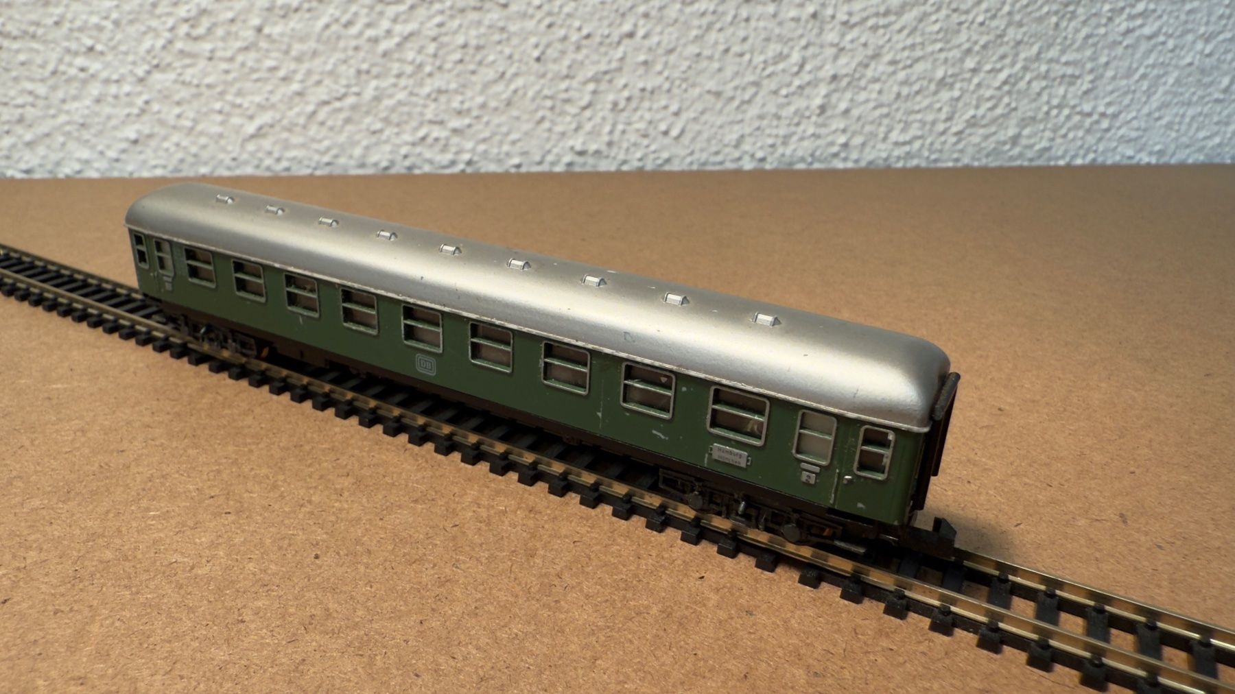 Trix Modellini di ferrovie: Trix  DB Personenwagen Spur N – Usato da Windlach venduto da Kelebra 5