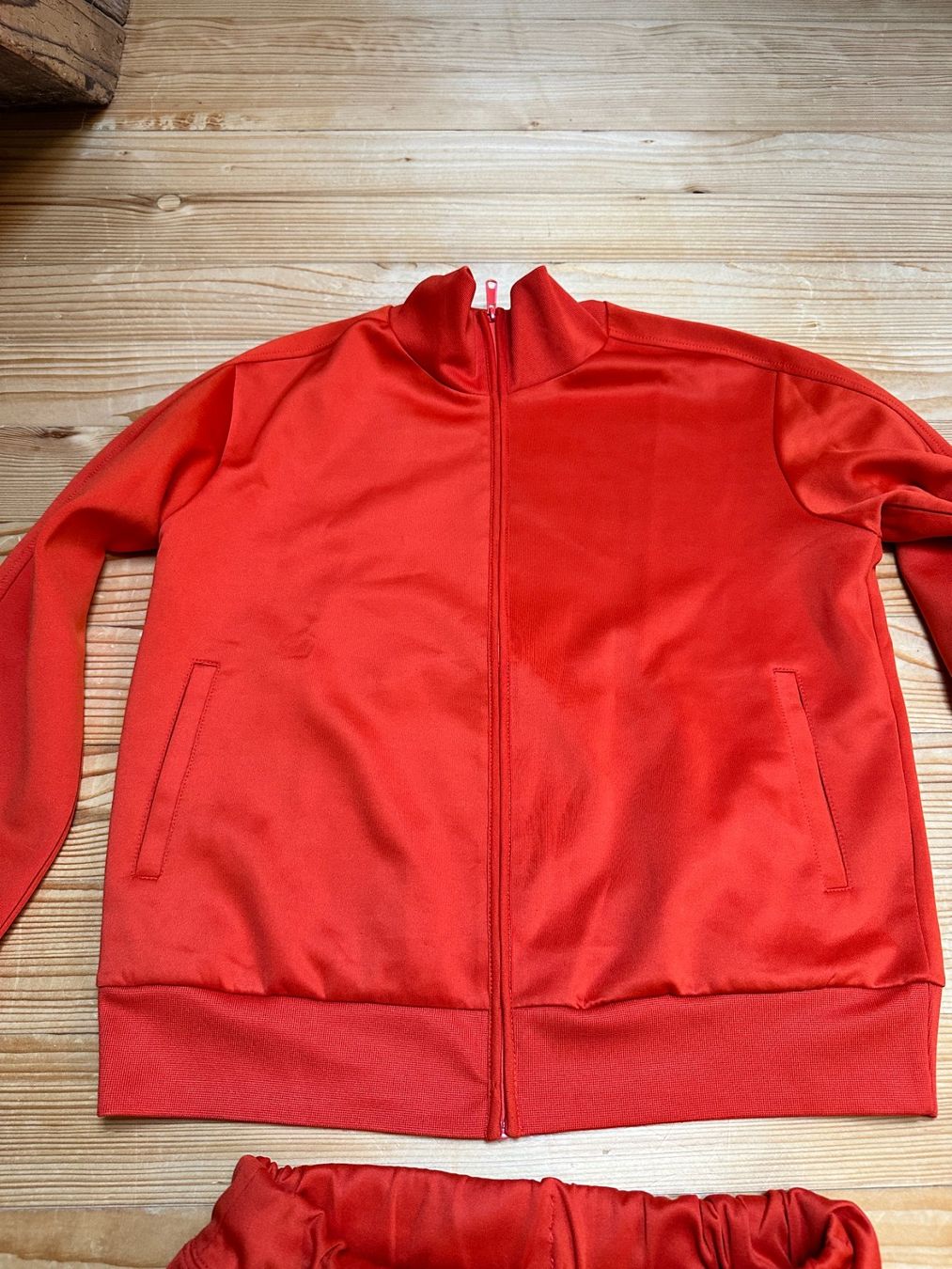 H&M Pantaloni: H&M Trainer Jacke+Hose Gr.S – Usato da Gümmenen venduto da FelizitasHermann 1