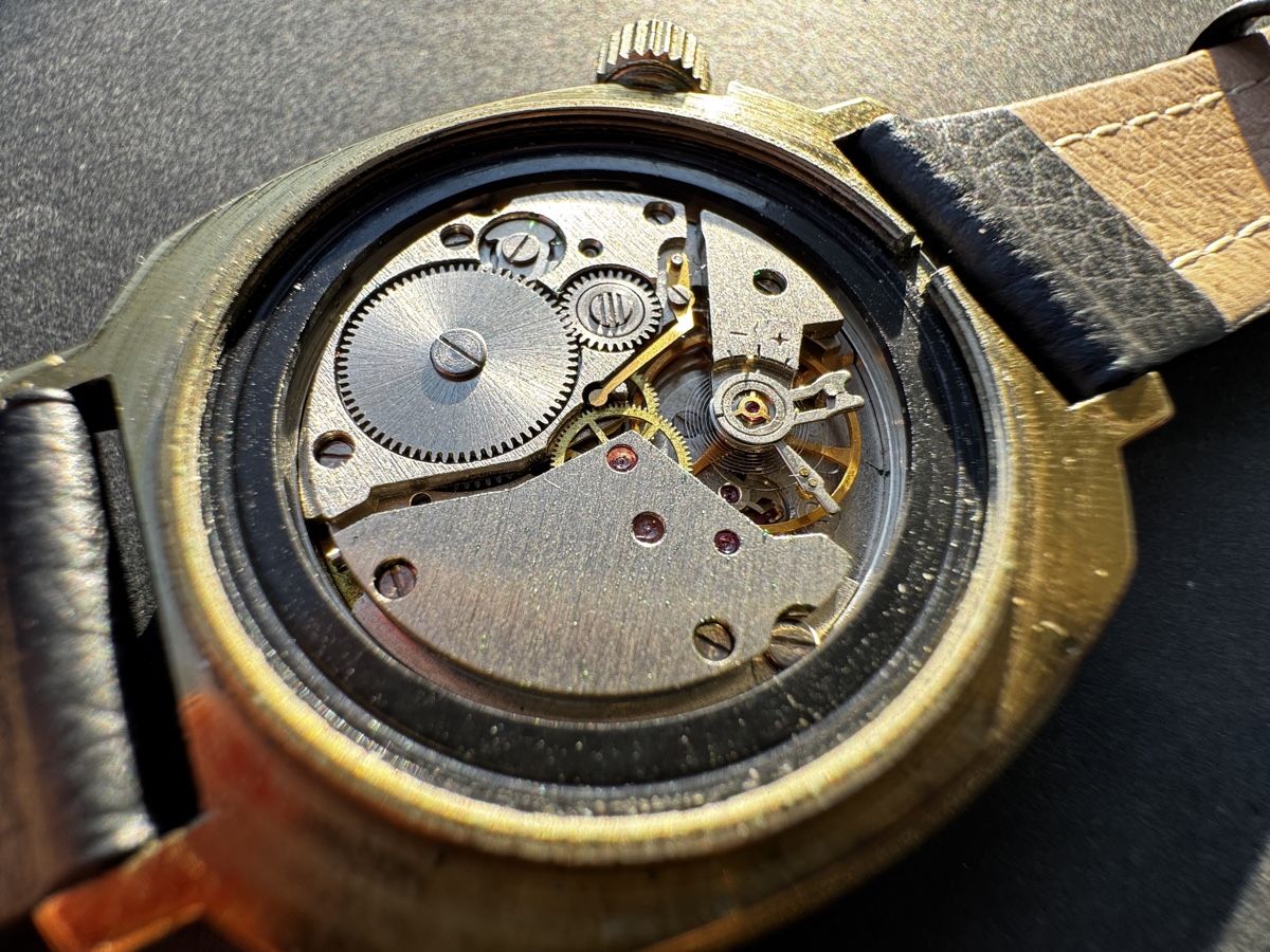 Vostok Orologi: Seltene Vostok Jelzin von ca. 1988 – Usato da Zollikofen venduto da Comcast 8