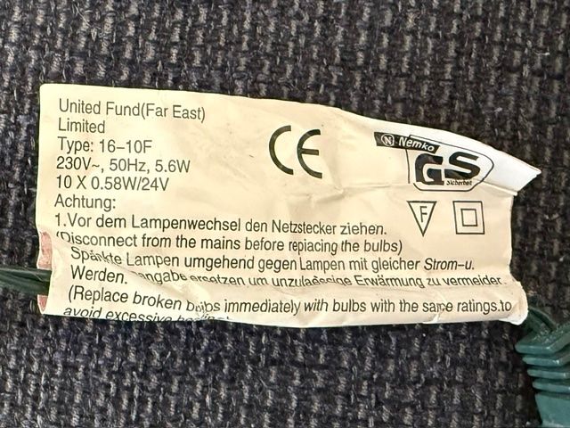 Guirlandes lumineuses: Rosen-Lichterkette, neuwertig – Neuf (Voir description) à Lostorf par Nick1258 3