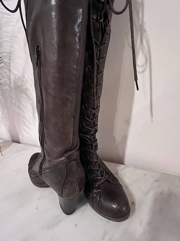 Scarpe da donna: Edle Schnürrschuhe Gr. 37 Navyboot – Usato da Zürich venduto da Snicole 2