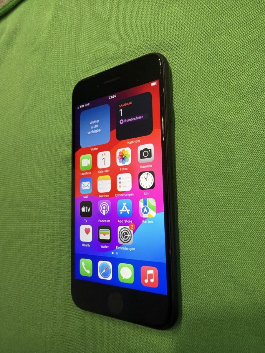 Apple Telefoni cellulari / Smartphones: iPhone SE / 64Gb / Schwarz / 100% Akku / H8 – Usato da Arbon venduto da BaX_94 1