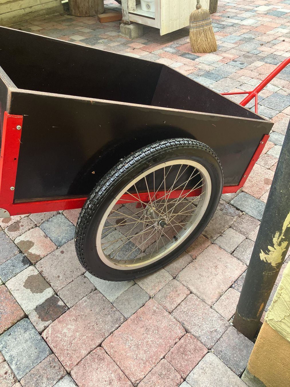 Anhänger: lasten/veloanhänger gross – Gebraucht aus solothurn von Lrz74 3