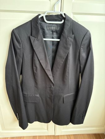 Schöner neuer Blazer STRENESSE. Hoher Neupreis