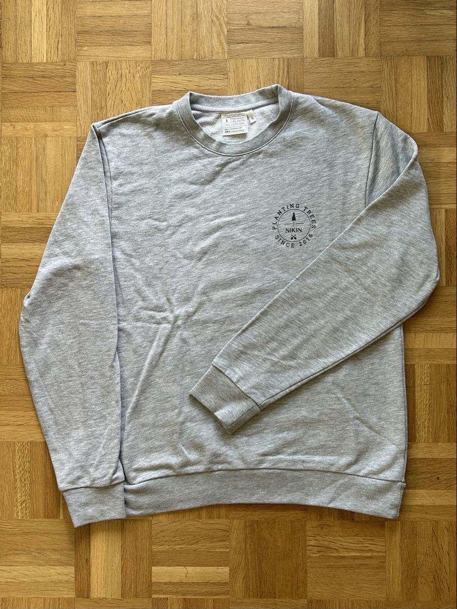 Nikin Pulls & Sweat-shirts: Grauer NIKIN Pullover Grösse S – D'occasion à Urtenen-Schönbühl par sanfilipp0 1