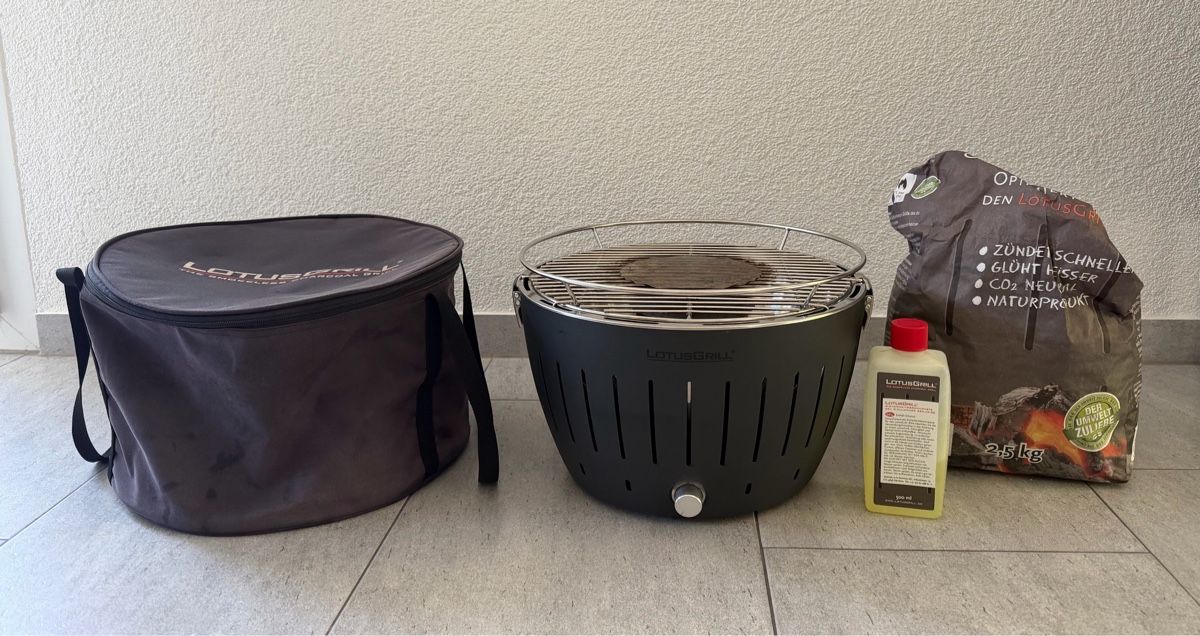 Grills: Lotus Grill anthrazit, Holzkohle – Gebraucht aus Attikon von Anomar01 1