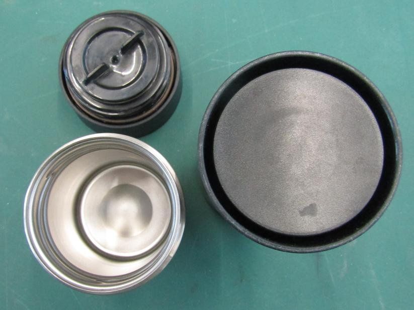 Migros Tassen: 2 Stück Thermobecher 1.4dl mit dichtem Deckel – Gebraucht aus Weisslingen von TechnoFant 1