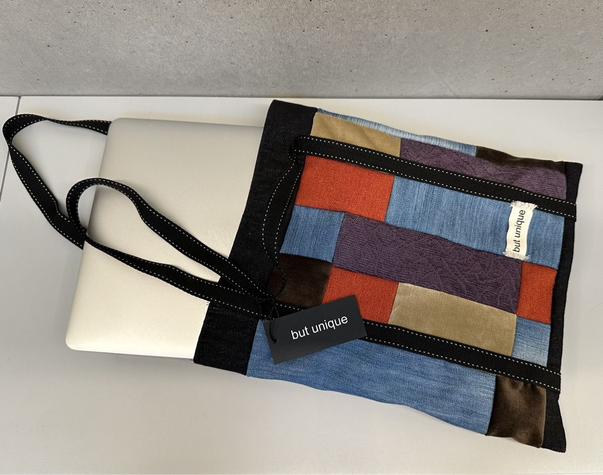 Sacs femmes: Handgemachte Patchwork-Tasche - Einzigartiges Design – Neuf (Voir description) à Leuk-Stadt par nadlerhu 5