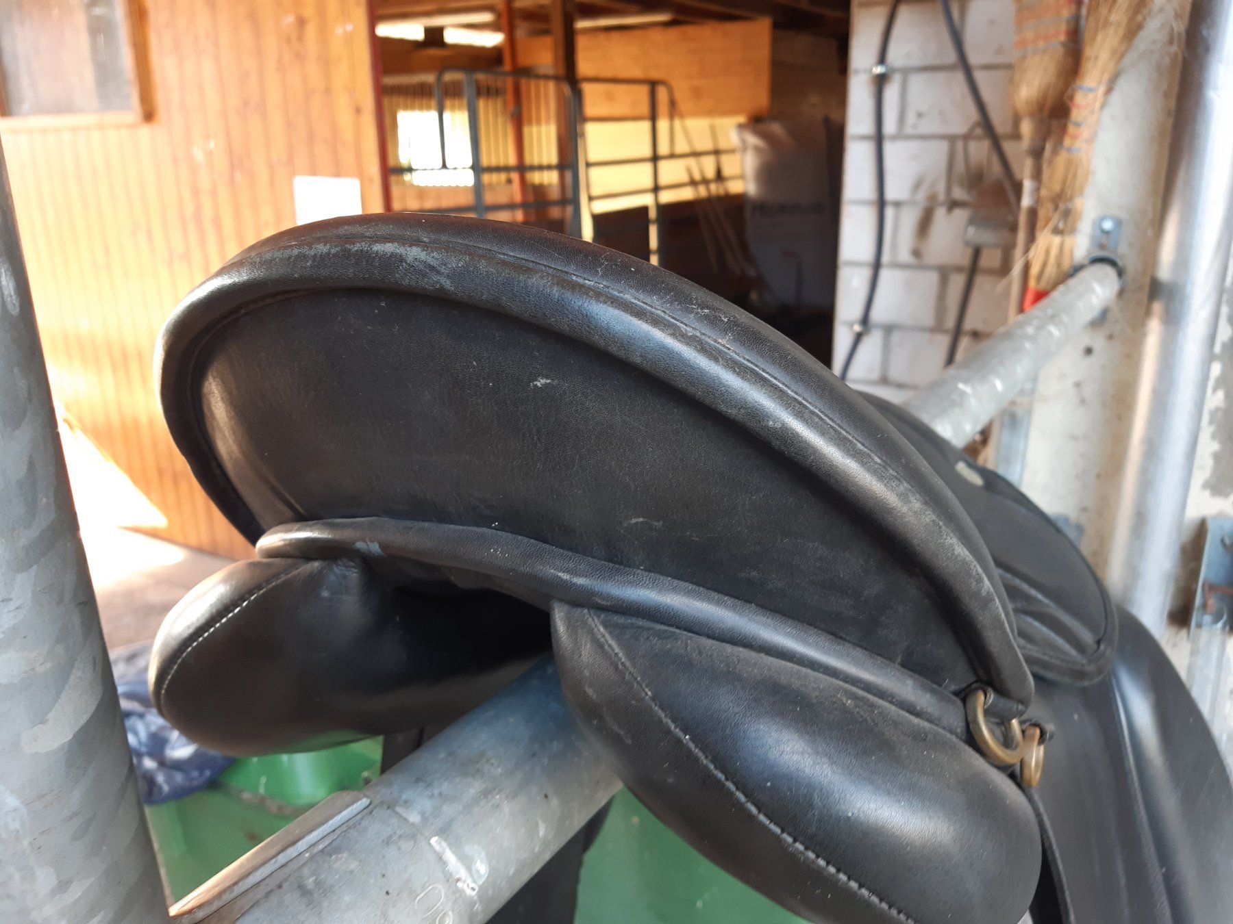 Selle & Accessori: Massimo, 18.5 Zoll, schwarz – Usato da Degersheim venduto da Stara500 5