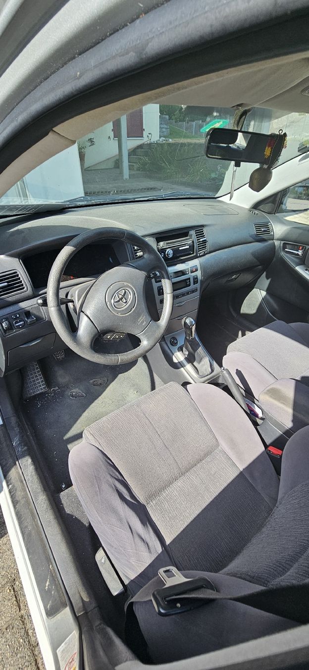 Toyota Automobili: Toyota Corolla 1.6 – Usato da Zuckenriet venduto da Sev47 7
