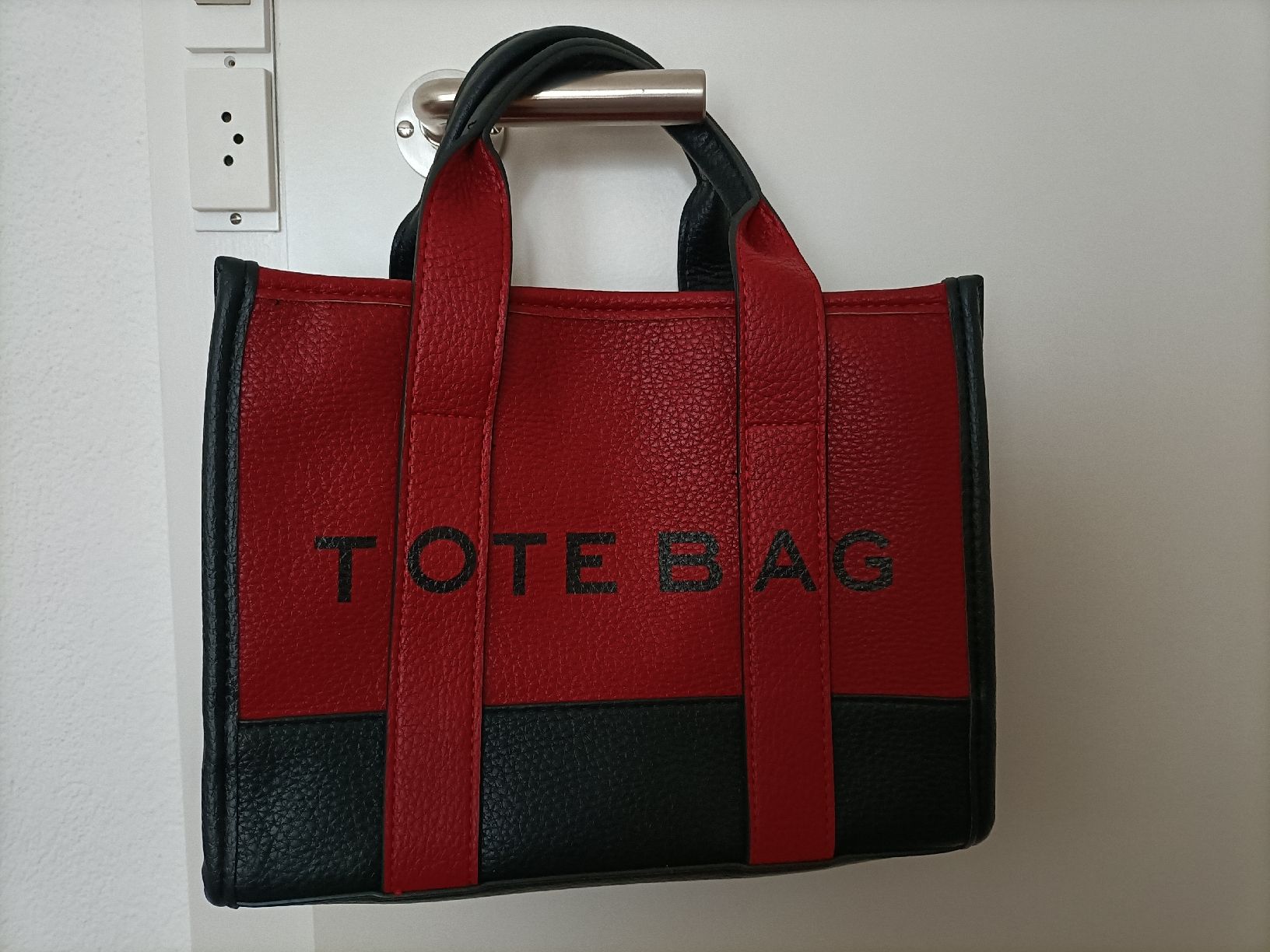 Borse da donna: Rote TOTE BAG, NEU! – Nuovo (secondo la descrizione) da Wil SG venduto da MissMillie71 1