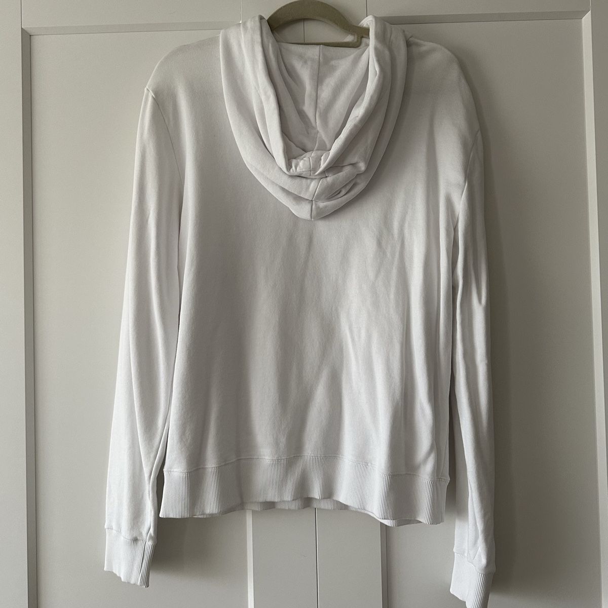 Saint Laurent Maglioni & Felpe: Saint Laurent Hoodie weiss – Nuovo (secondo la descrizione) da Zürich venduto da Nomase10. 2