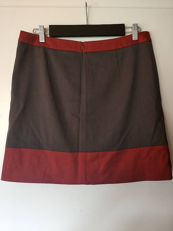 Esprit Gonne: Jupe Esprit – Usato da Penthalaz venduto da Cortis 1