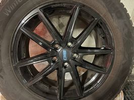 Roues hiver CMS 17 Kumho 225/65 Ford Volvo 5x108