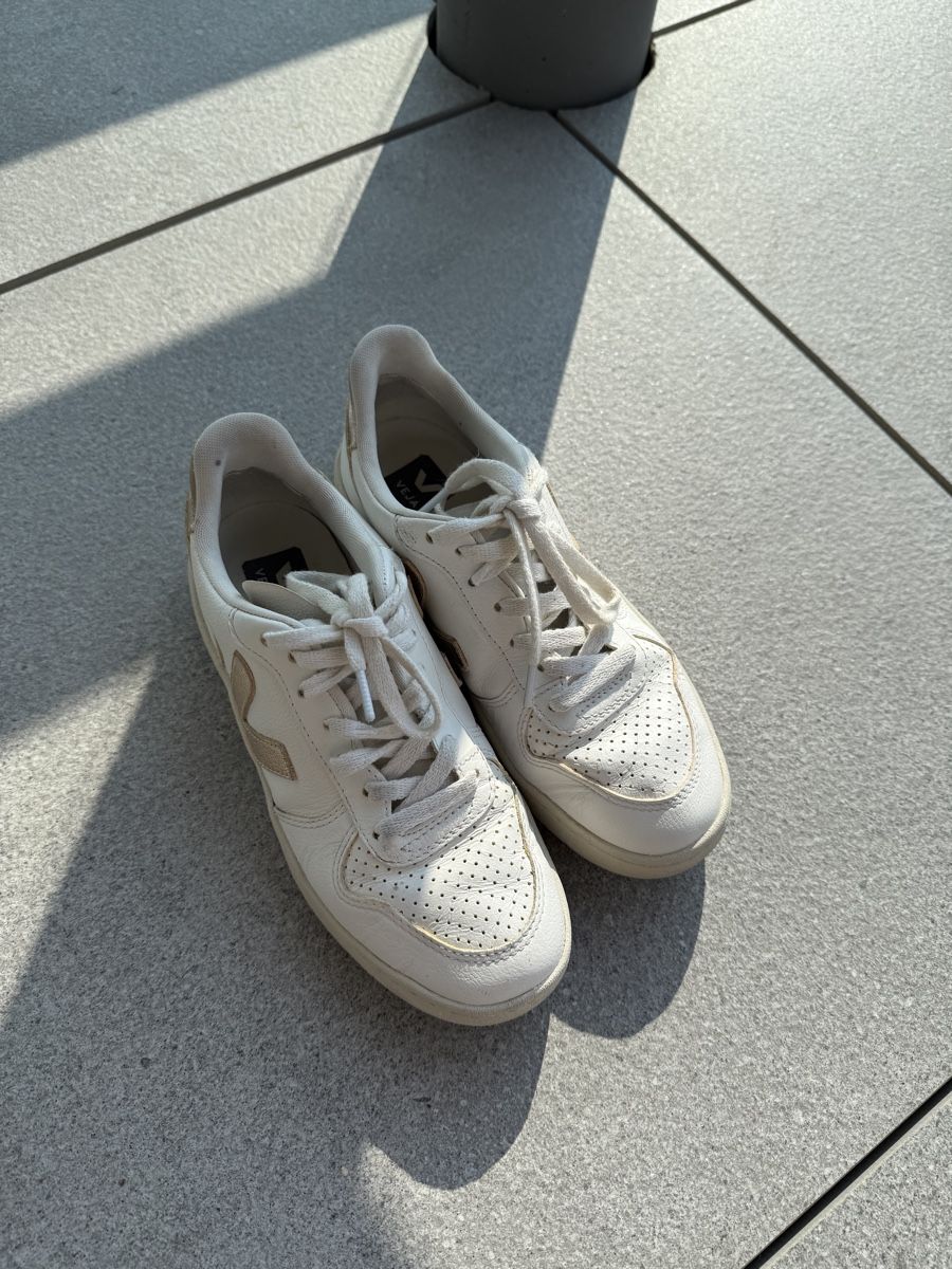 Veja Scarpe da donna: Veja Sneakers 38 – Usato da Luzern venduto da prelovedfashion_99