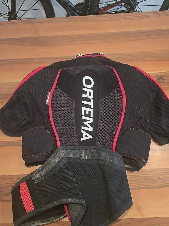 Protezioni & Imbottiture: Ortema Oberkörper Schutz Motocross – Usato da Neuenkirch venduto da Sickman 1