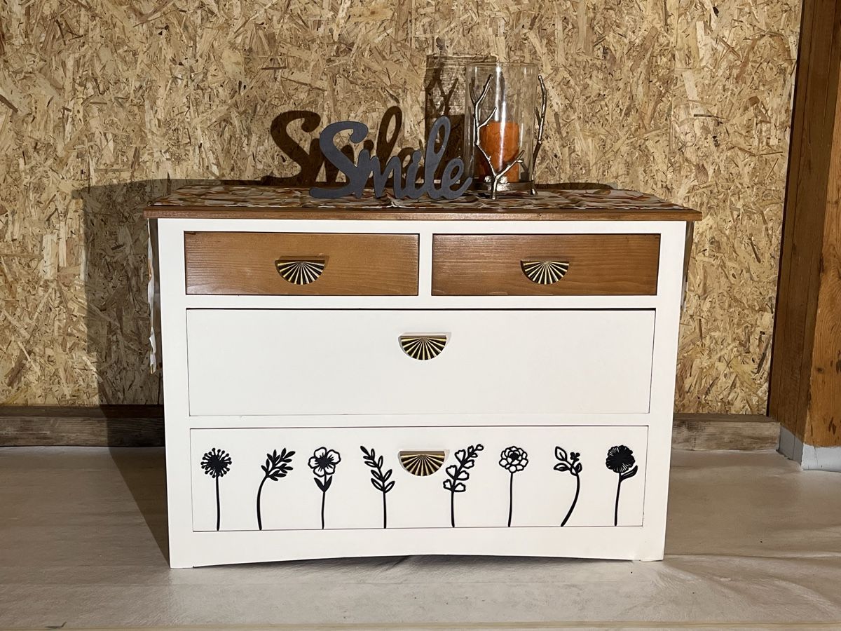 Cassettiere: Schöne Holzkommode mit Blumenmuster – Nuovo (secondo la descrizione) da Nohl venduto da e_kreativwerkstatt 1