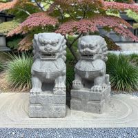 Wächterlöwen Tempellöwen Fu-Dogs Steinlöwen China Garten