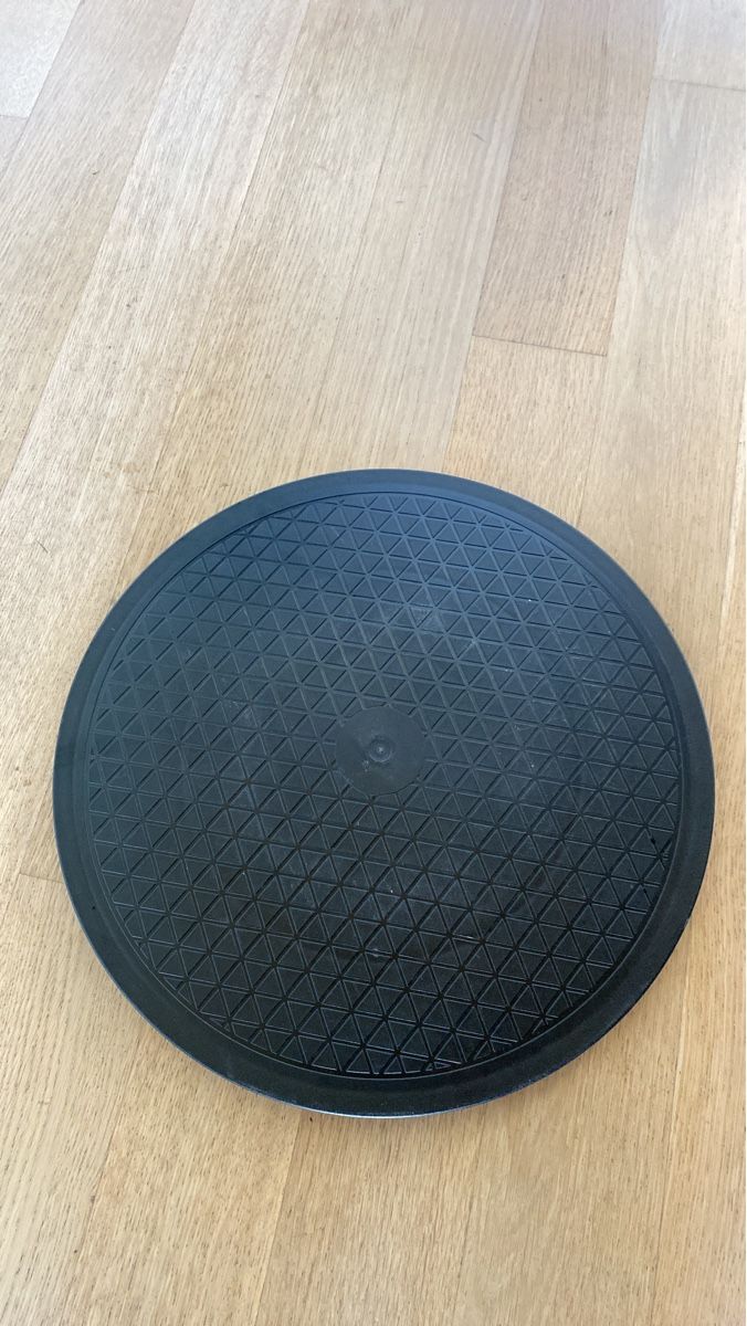Pflegeprodukte: Drehscheibe, Durchmesser 40cm – Gebraucht aus Winterthur von kat_mb7s