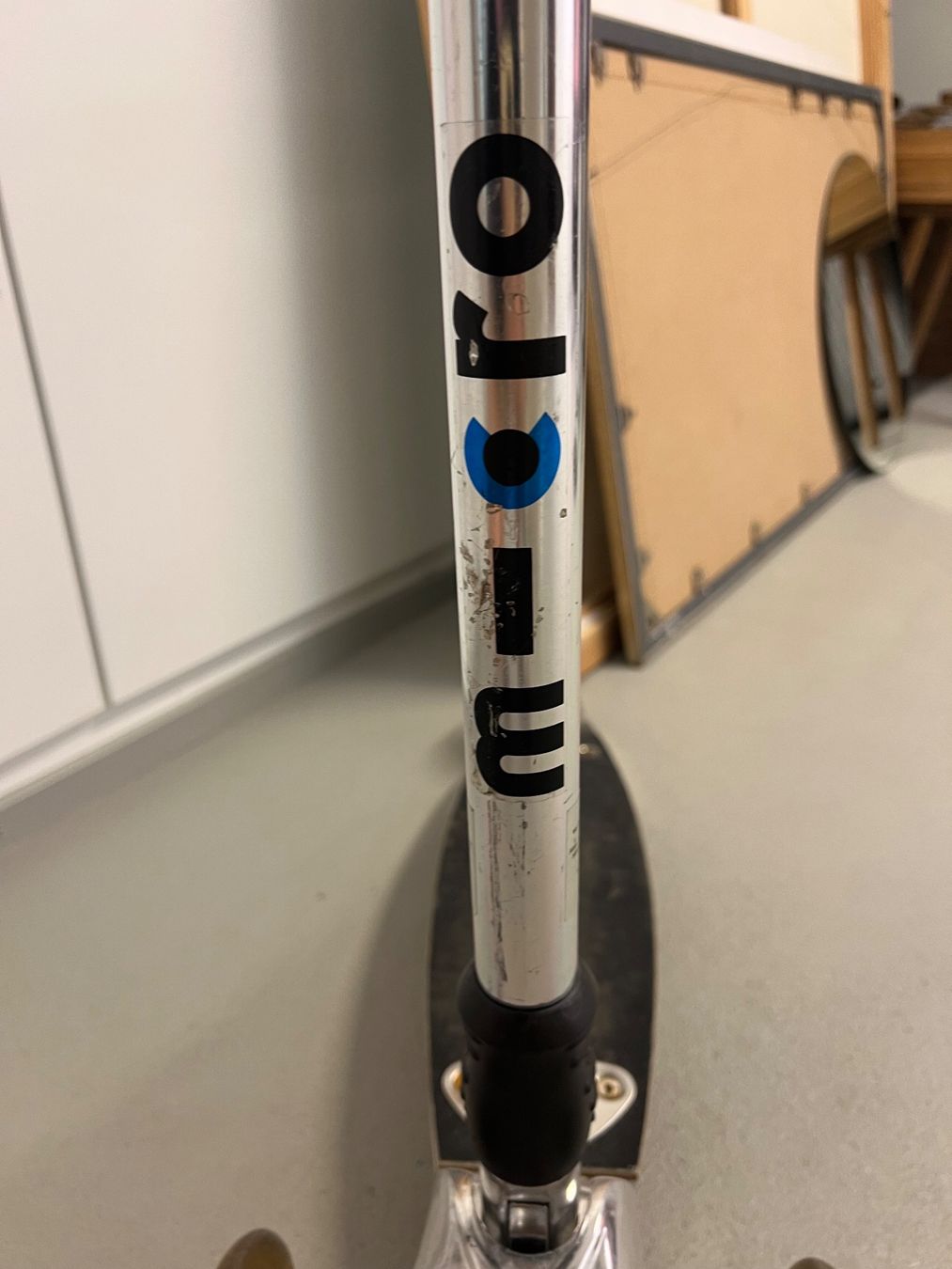 Micro Kickboard: Micro Roller, Kinderroller, silber, 3-Rad – Usato da Auslikon venduto da Jens0607 5
