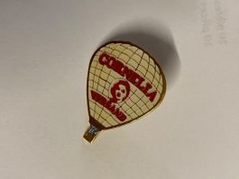 Pin's rare Montgolfière Cornelia Vreeland - Vintage!
