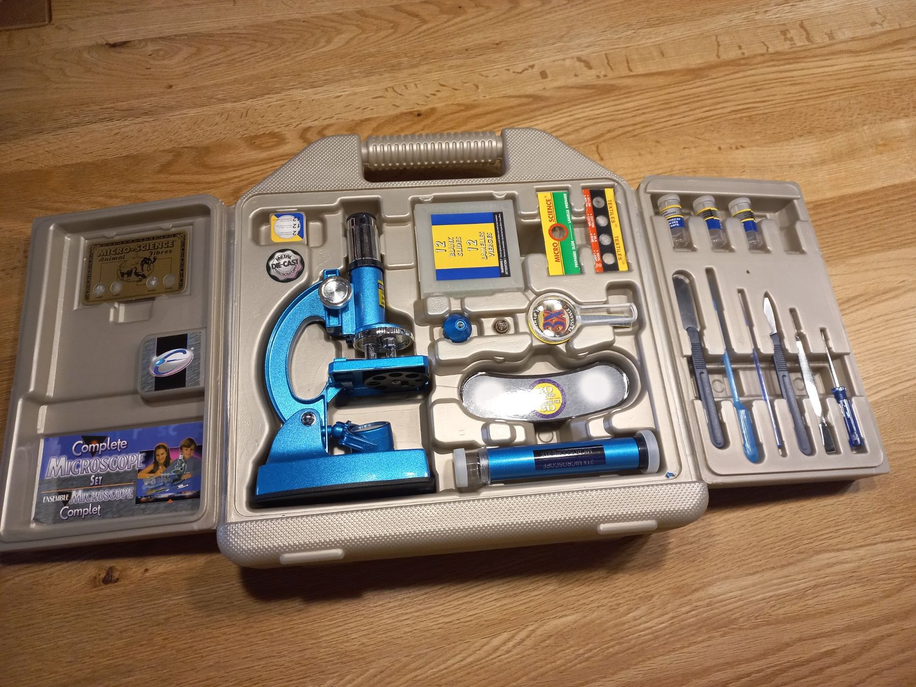 Giocattoli: Microscope pour enfants – Usato da Gingins venduto da danolive