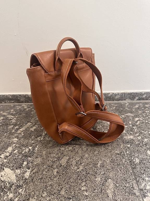 Zaini: Rucksack Matt& Nat – Usato da Luzern venduto da Alex.root 1