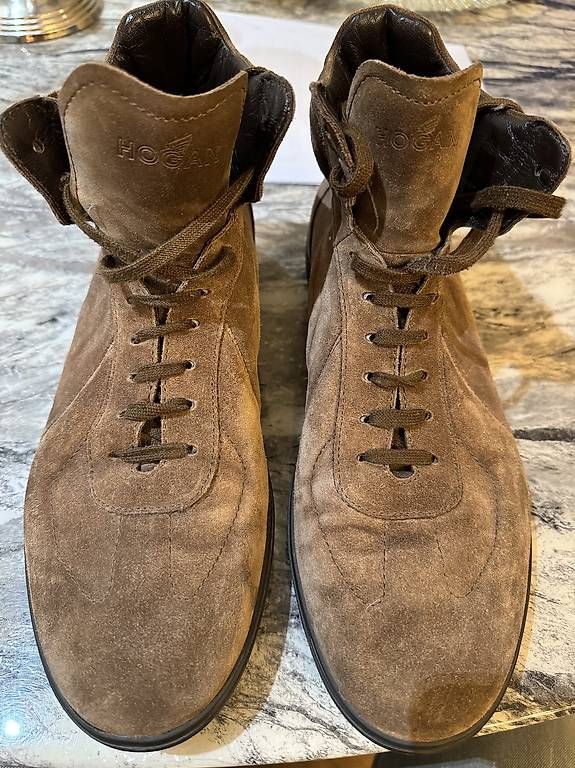 Herrenschuhe: Élégante basket montante Hogan en daim marron clair – Gebraucht aus Genève von Lakeland98 1