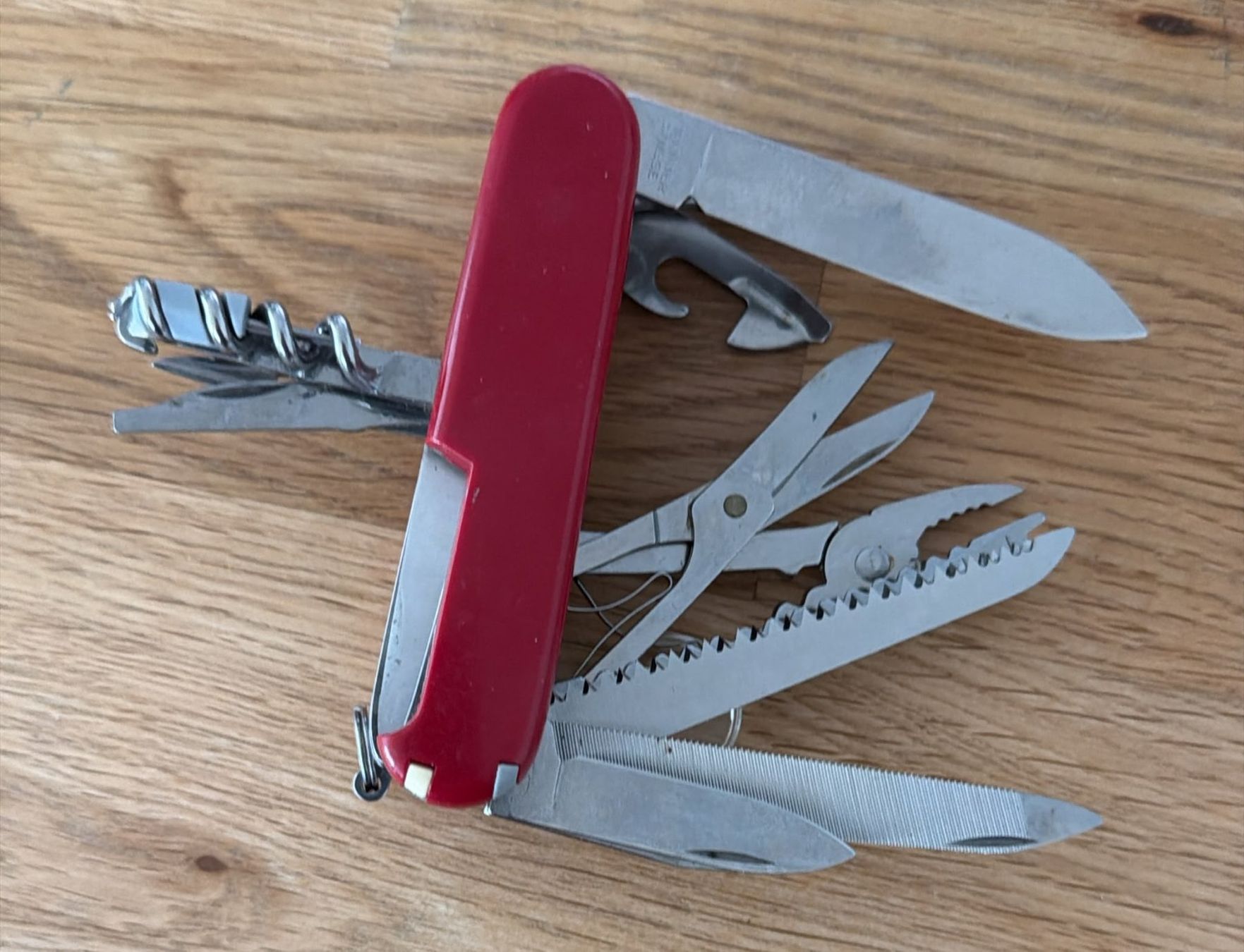 Victorinox Couteaux de poche: VICTORINOX TASCHENMESSER – D'occasion à Zürich par Frei-Occasionen 1