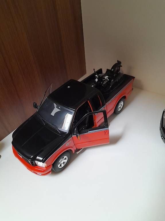 Modellautos: Pick-up – Neu und originalverpackt aus Rickenbach LU von sch_9n6h 2