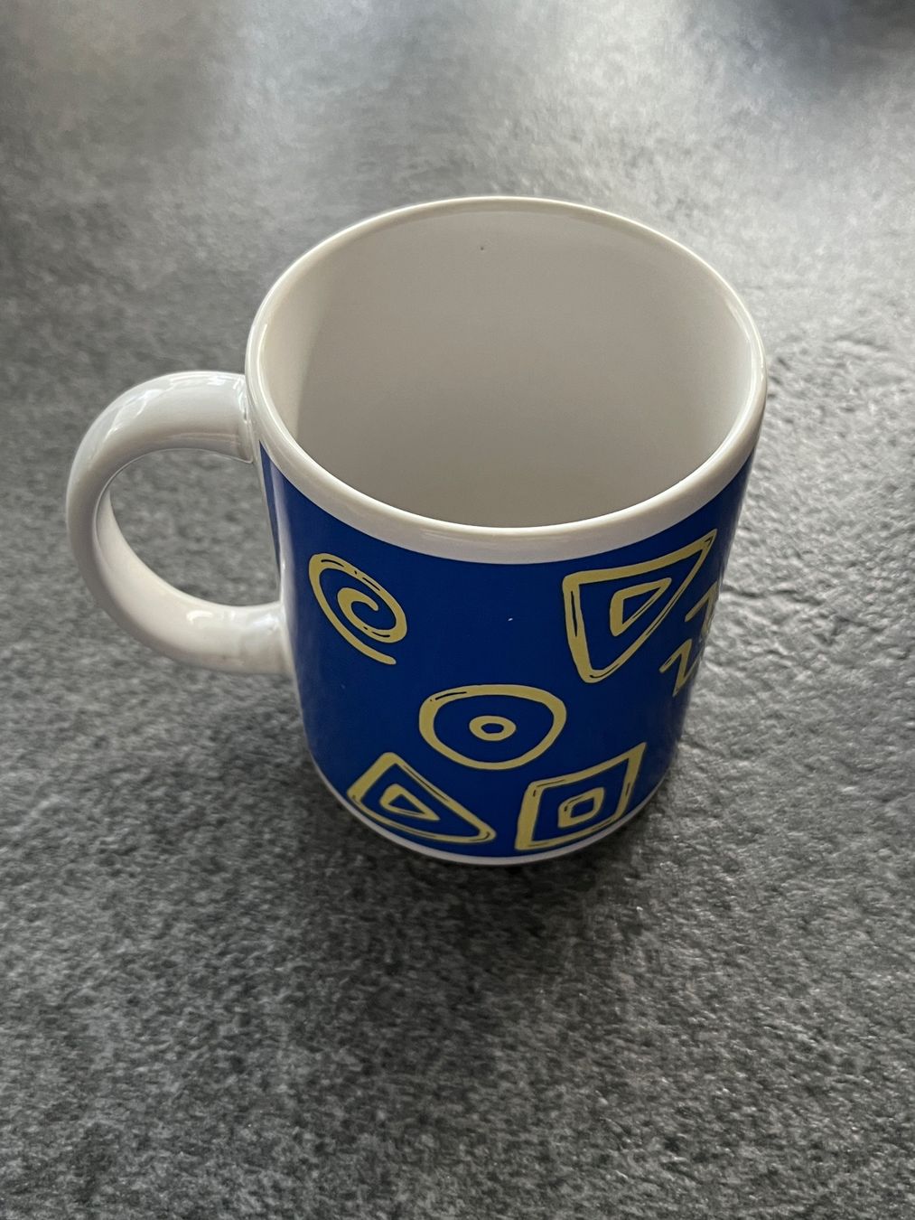 Tazze: Trinktasse, Teetasse in blau – Usato da Kilchberg ZH venduto da Simlife 2